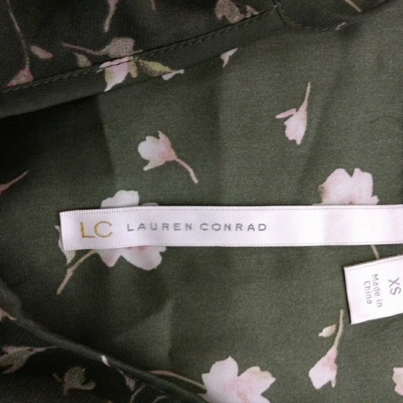 Tank - Picture 2 of 4